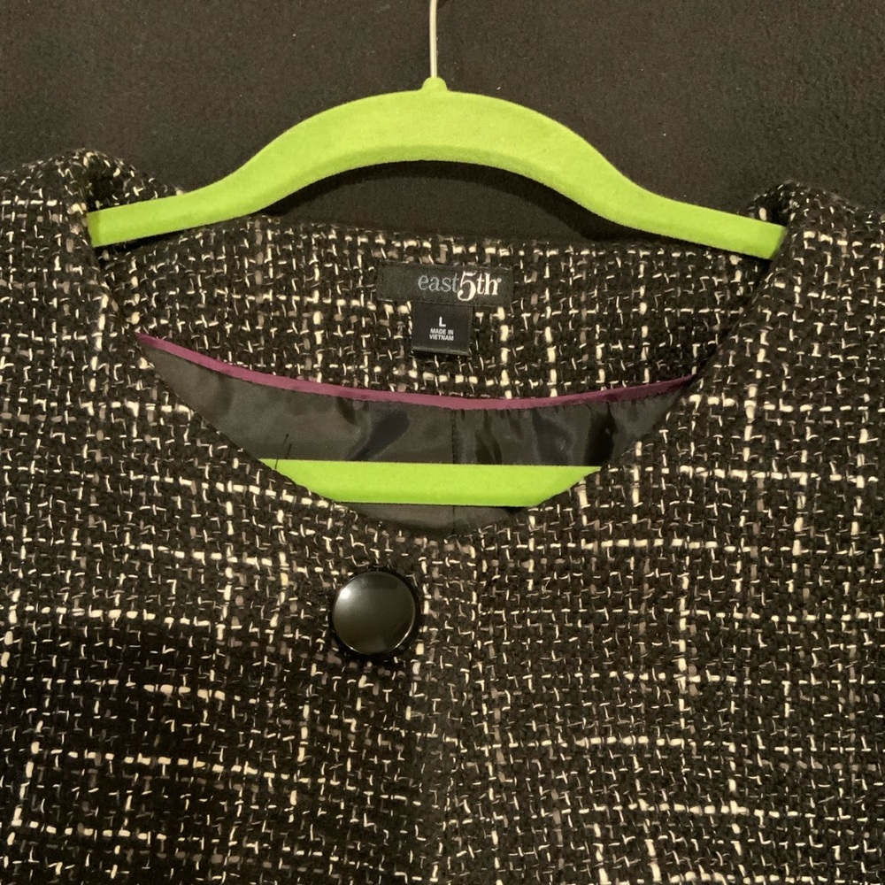 Tapered @ the waist, with dolman sleeves, size L